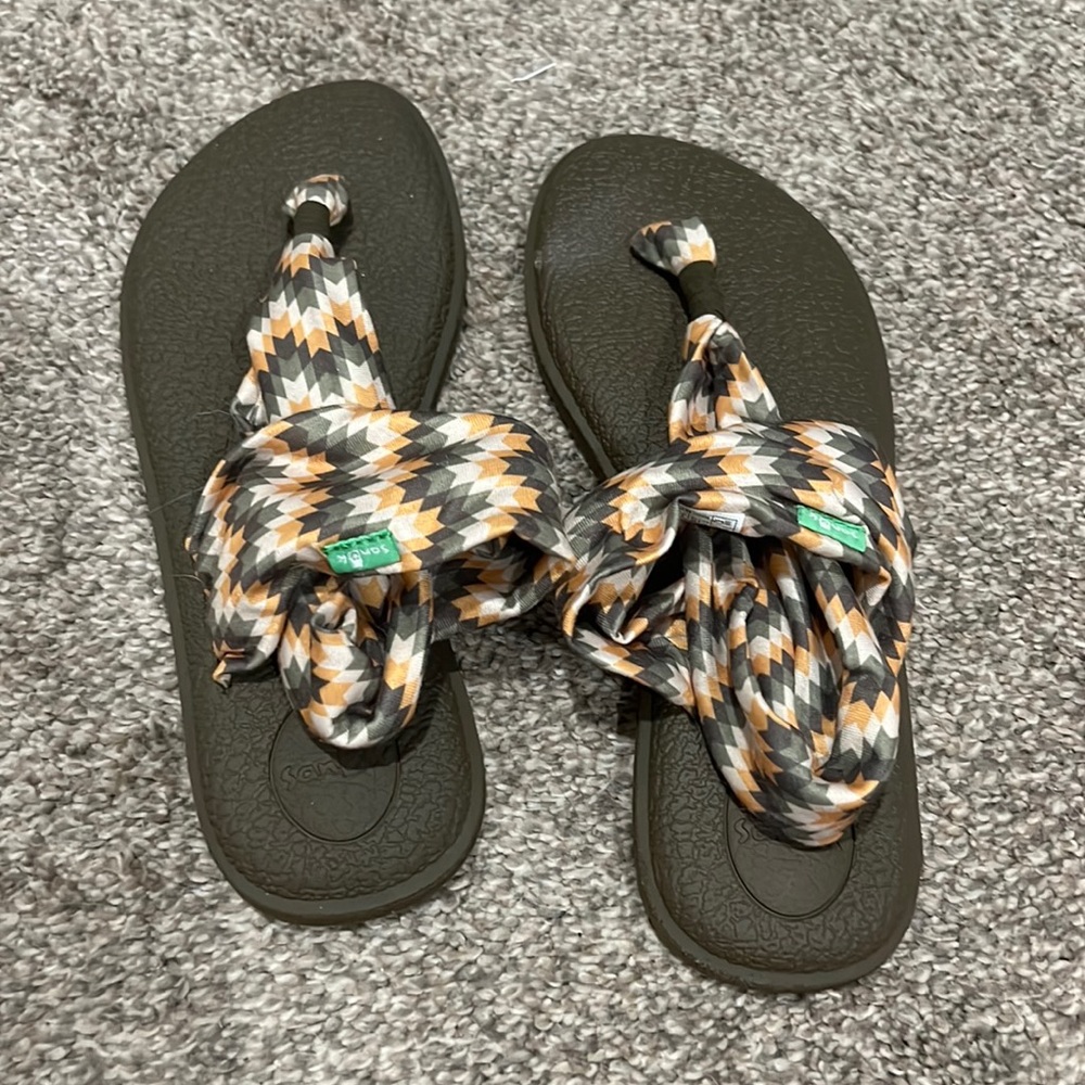 Sanuk Yoga Mat Sandals
